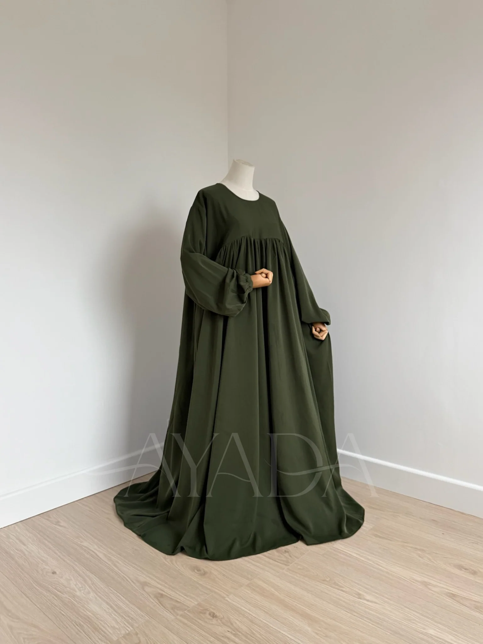 Abaya Manche Ballon Soie de medine - Image 10