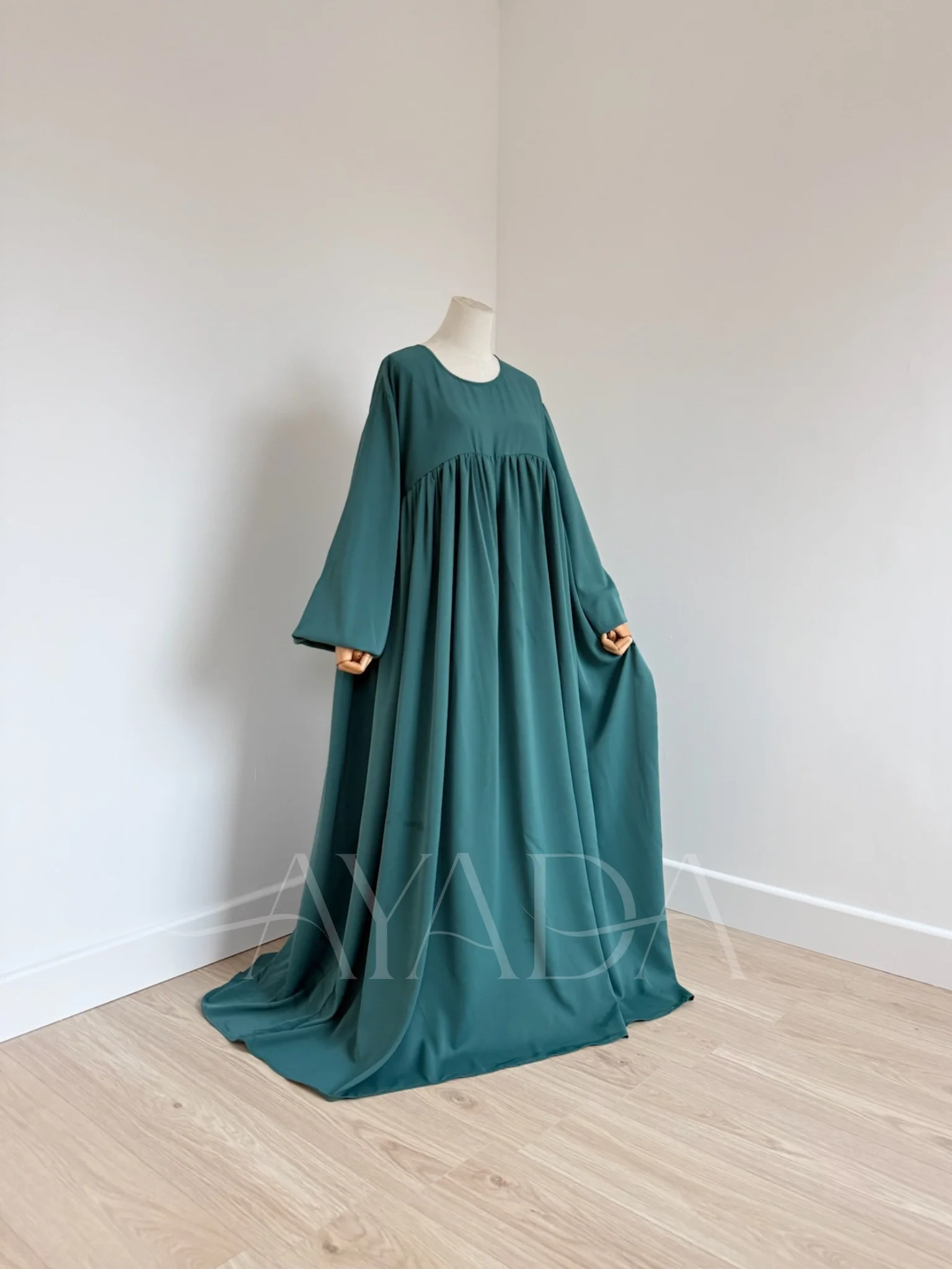 Abaya Manche Ballon Soie de medine - Image 16