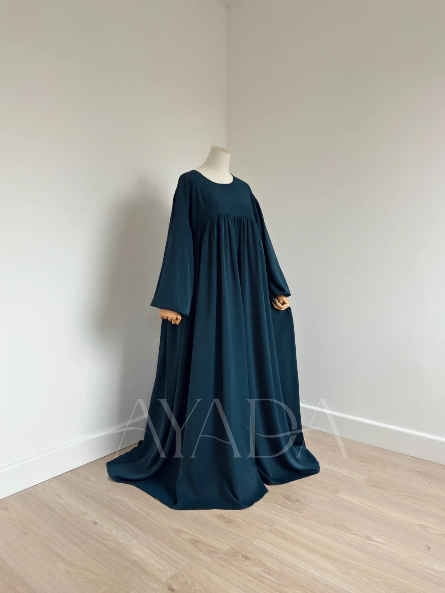 Abaya Manche Ballon Soie de medine - Image 19