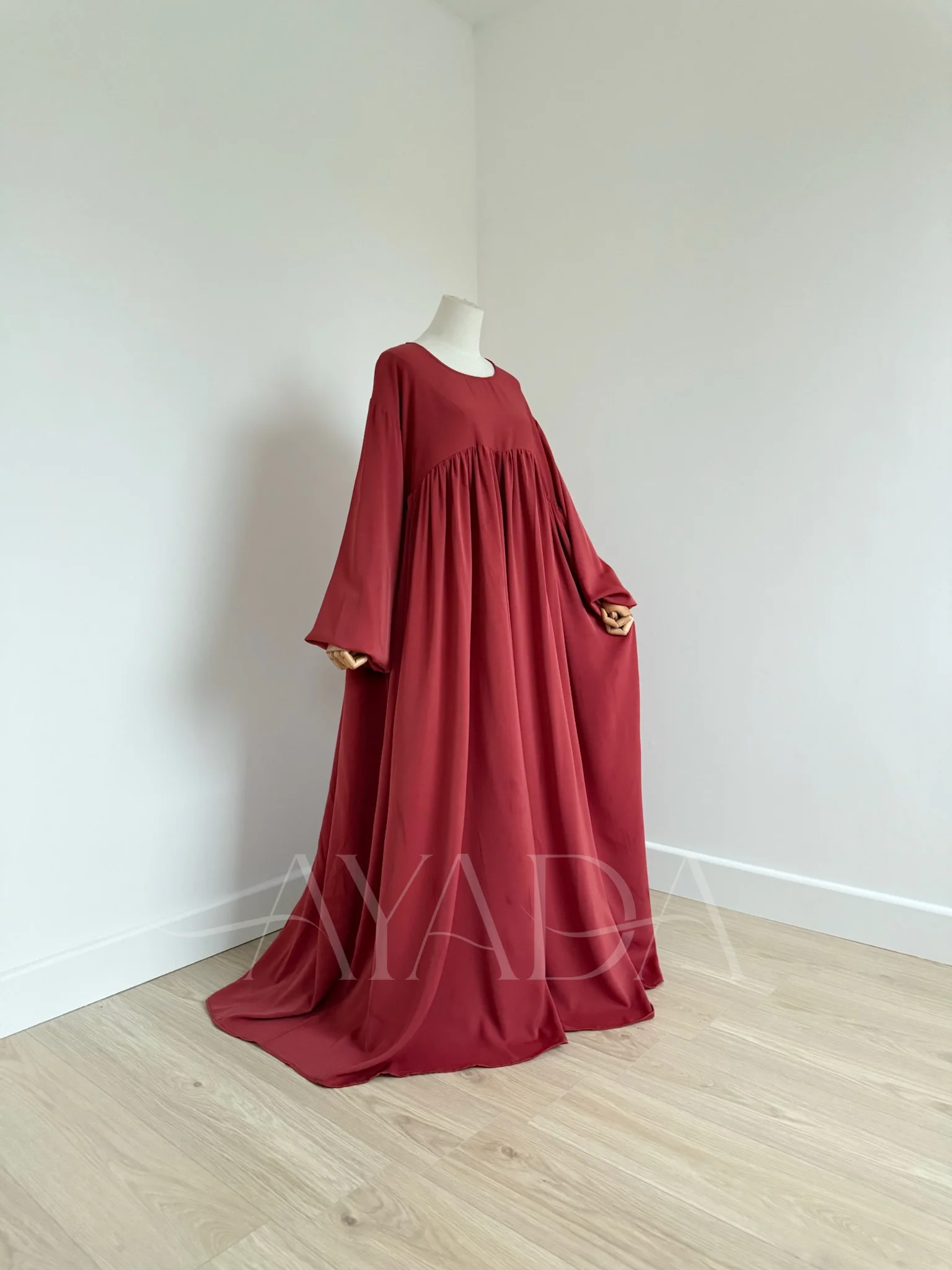 Abaya Manche Ballon Soie de medine - Image 4