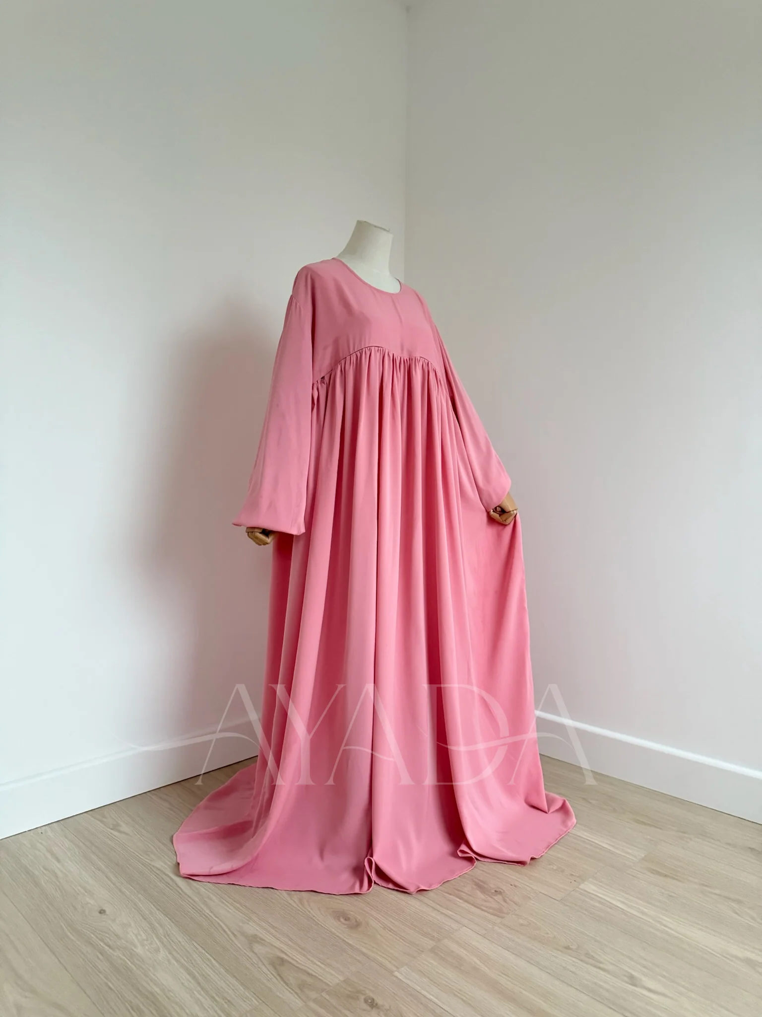 Abaya Manche Ballon Soie de medine - Image 5